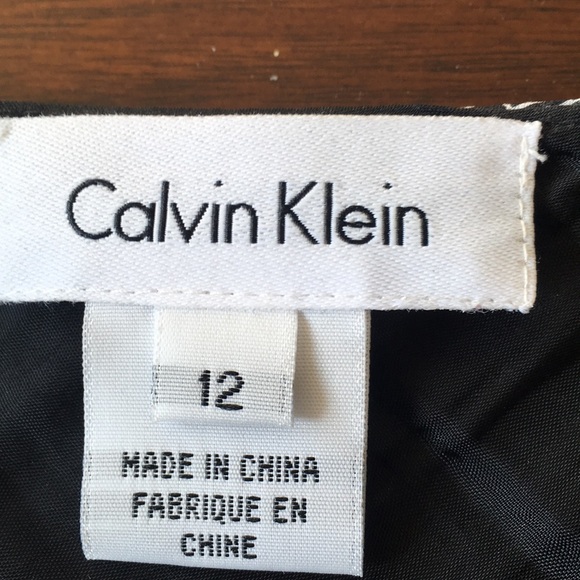 Skirt - Picture 2 of 3